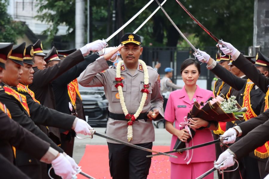 AKBP Hendry Susanto Resmi Jabat Kapolres Kendal, Siap Bangun Sinergitas