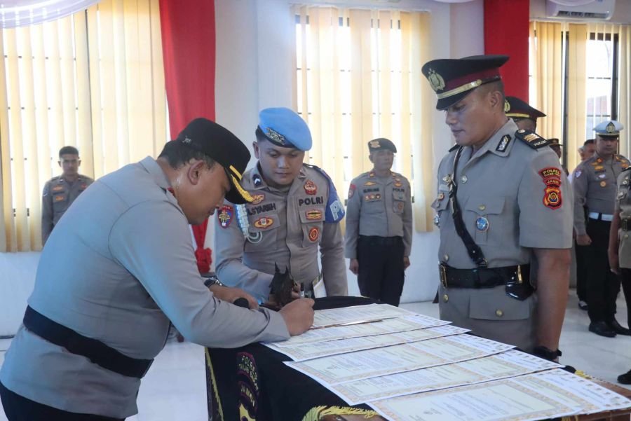 AKBP Kuswicaksono Pimpin Sertijab Pejabat Utama dan Kapolsek, Dorong Kinerja Cepat Jajaran Polres
