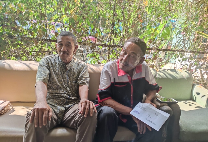 Bapak Tua Tak Berdaya, Isterinya Dianiaya, Tanah Miliknya Dirampas Tidak Manusiawi