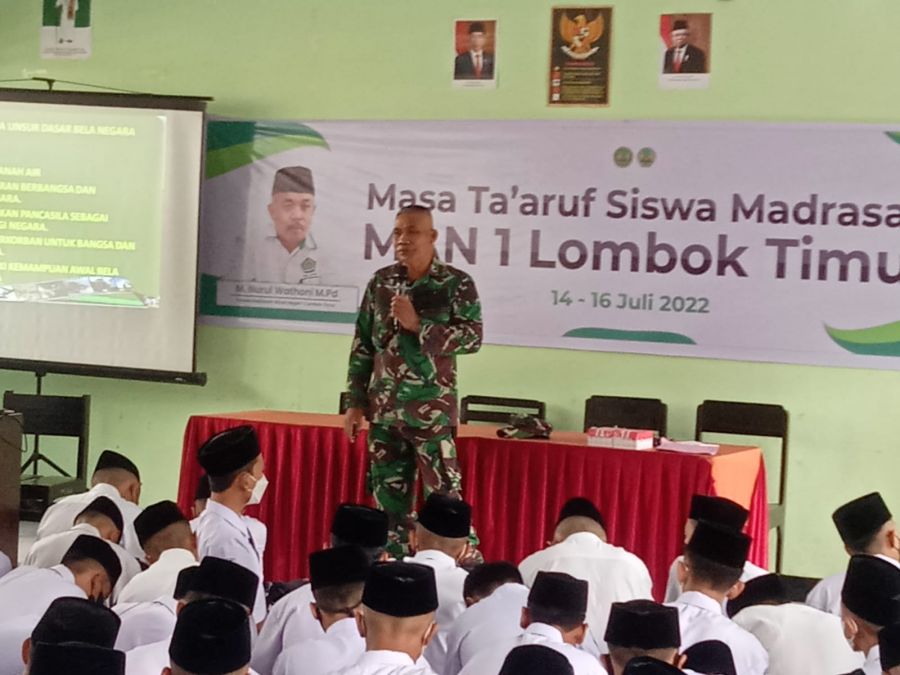 Danramil 1615-01/Selong Berikan Ceramah Bela Negara