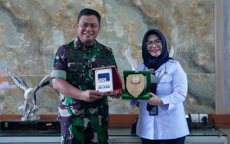 Danrem 042/Gapu Brigjen TNI Supriyono Terima Kunjungan Kepala LPP RRI Jambi