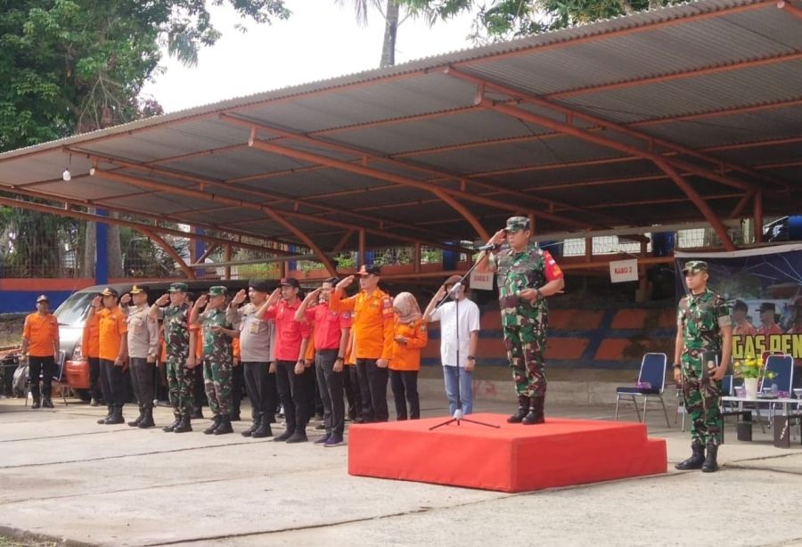 Darem 042/Gapu Pimpin Pelepasan Personel Satgas Karhutla Provinsi Jambi