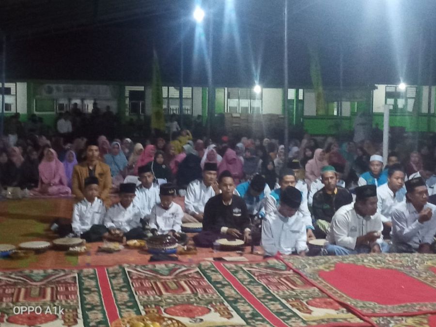 Desa Mingkung Jaya Hadirkan KH. Yusuf Rosadi LC dalam Pengajian Akbar