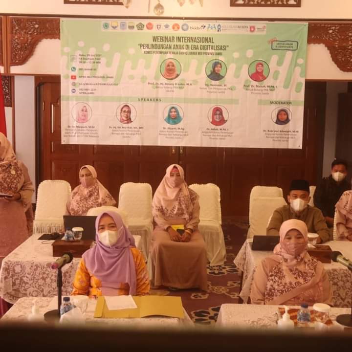 Hj. Hesnidar Haris  Dukung Kegiatan Webinar Internasional Perlindungan Anak di Era Digital