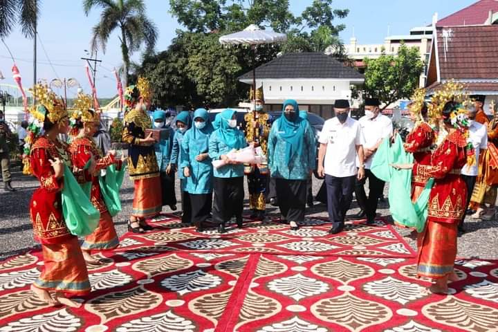 Hj. Hesti Haris: PKK Harus Bisa Bekerjasama Dengan Pemerintah Daerah