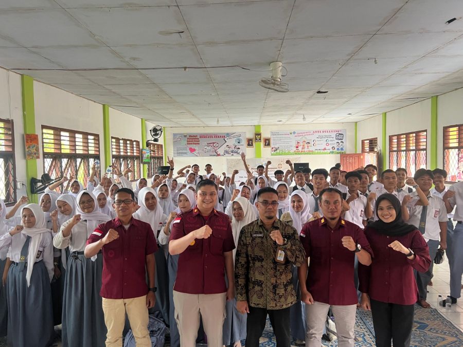 Imigrasi Kuala Tungkal Go to School: Sosialisasi TPPO kepada Siswa/i SMAN 8 Tanjung Jabung Barat 