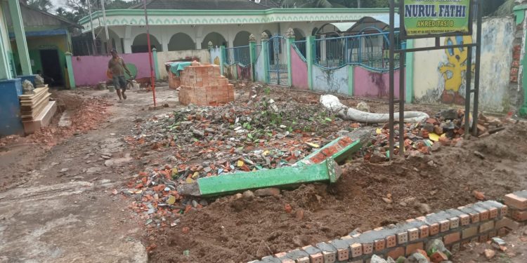 Kades Ture Tidak Tahu di Desanya Ada Pembangunan 