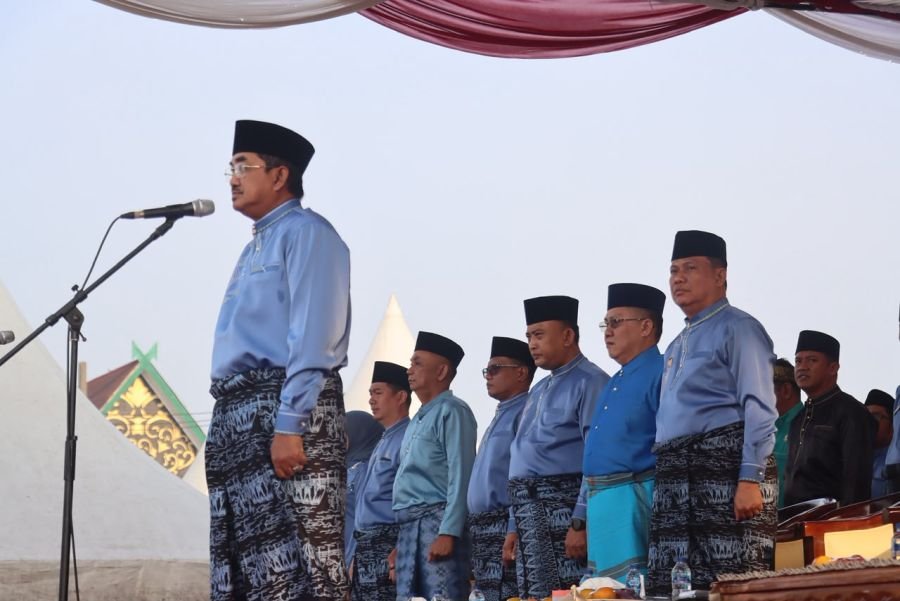 Kapolres Hadiri Upacara Peringatan Hari Jadi Ke-61 Kabupaten Tanjab Barat