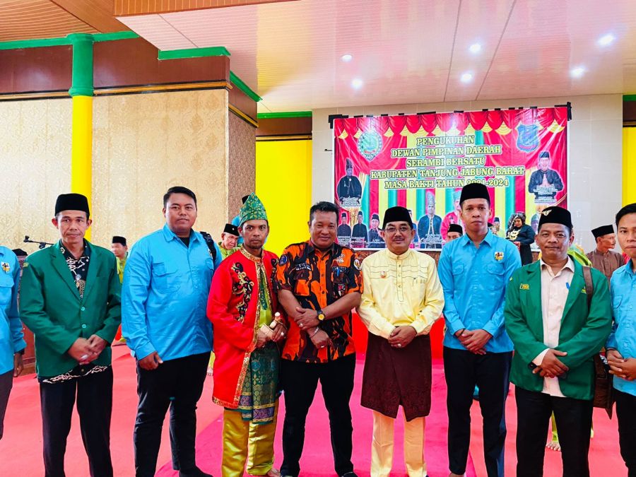 Ketua KNPI Peni Sepian Hadiri Pelantikan DPD Tanjab Barat Serambi Bersatu