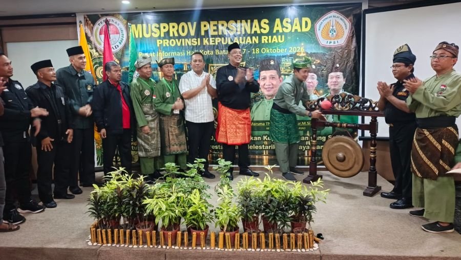 Ketum ASAD Tegaskan Prestasi Pesilat Harus Dilandasi Persaudaraan Antarperguruan Pencak Silat
