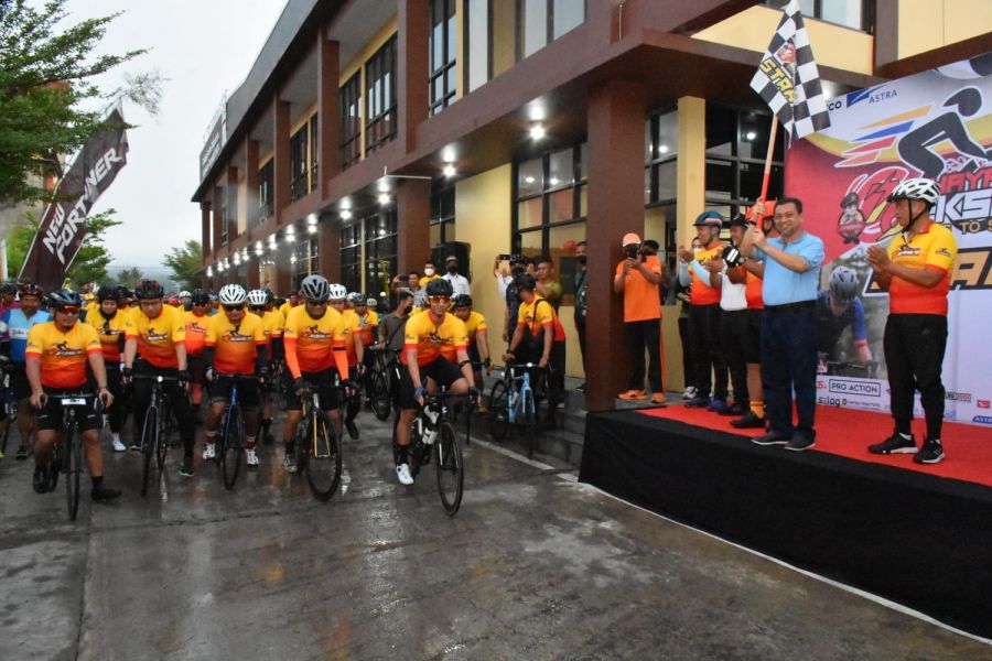 Korem 091/ASN Meriahkan Gowes HUT Polri ke 76 Bhayangkara Ekshibishi Goes to Sambal