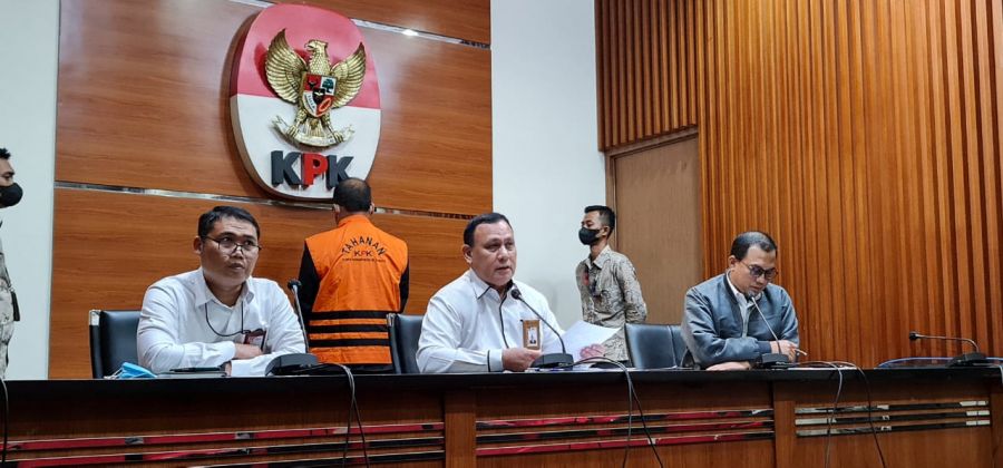 KPK Tetapkan Hakim Yustisial MA Edy Wibowo sebagai Tersangka dan Ditahan