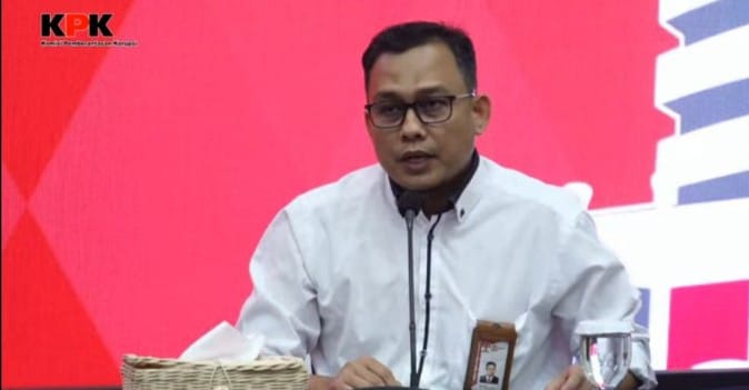 KPK Umumkan Tersangka Dugaan TPPU Perkara Korupsi penerimaan Gratifikasi Proyek Infrastruktur Papua