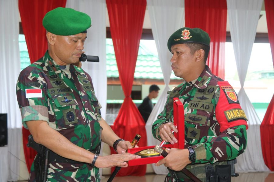 Lepas Dua Satgas Organik, Danrem/PWY Beri Penghargaan