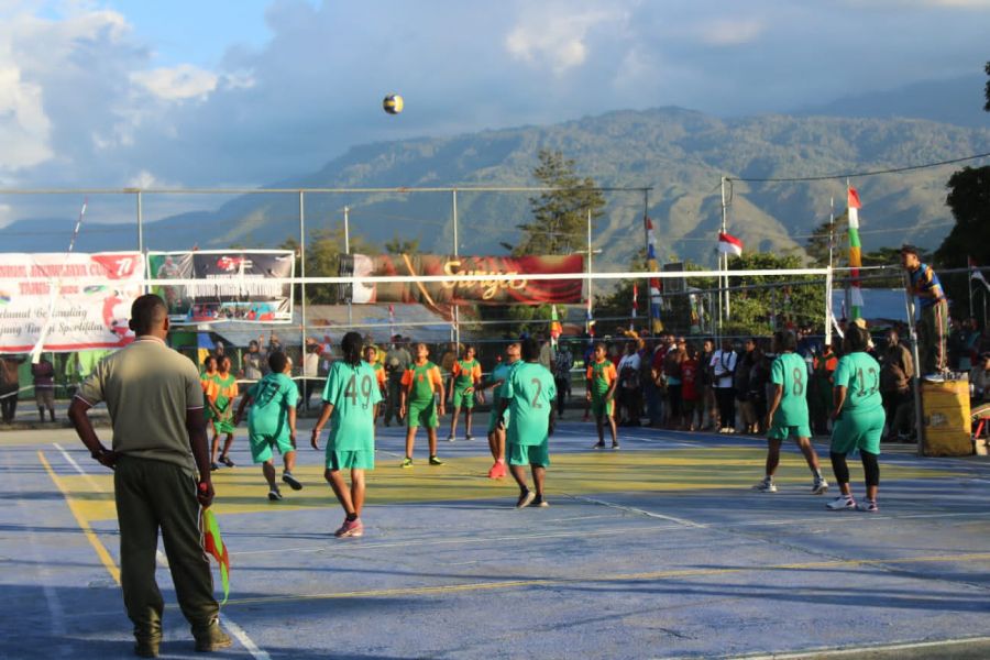 Memeriahkan Kemerdekaan Republik Indonesia Ke 77, Kodim 1702/JWY Mengadakan Dandim Cup Bola Volley