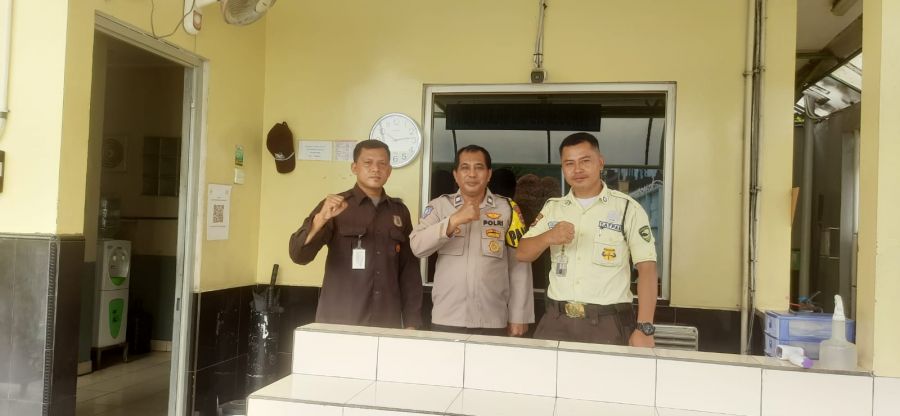 Misi Kemanusiaan: Polri dan Masyarakat Sukadamai Berbagi Keterampilan dalam Sambang