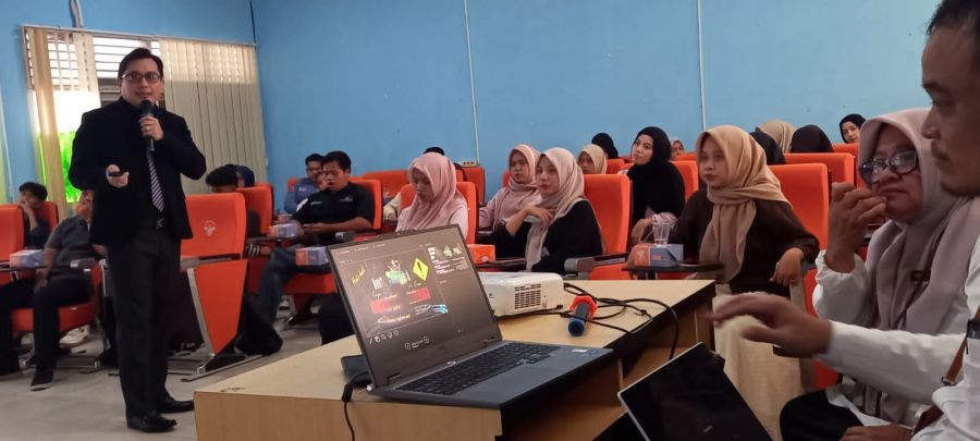 NIB Cuma 7 Menit! DPMPTSP Batang Hari Edukasi 135 Mahasiswa Urus Perizinan Usaha