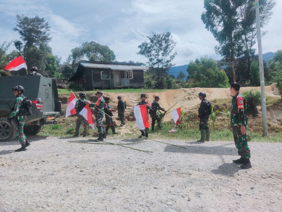 Pegunungan Lanny Jaya Berhias Merah Putih, TNI Ajak Masyarakat Cinta Tanah Air