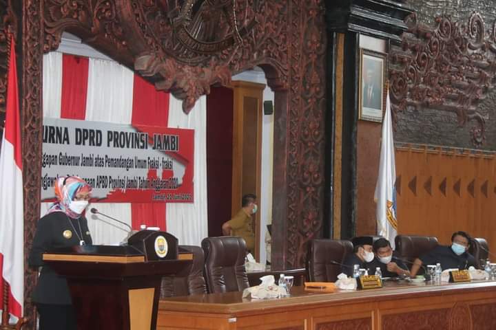 Pj. Gubernur Sampaikan Apresiasi atas Pemandangan Umum Fraksi-fraksi DPRD Provinsi Jambi