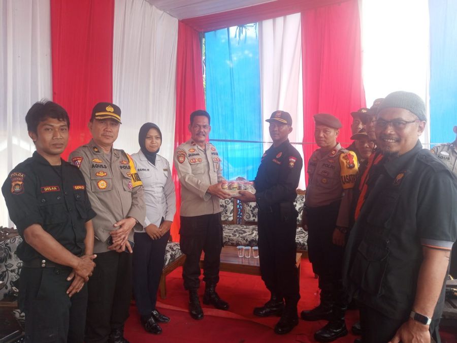 Polres Merangin Kunjungi Posko PAM dan Posko YAN Ops Lilin 2022 Bersama Senkom