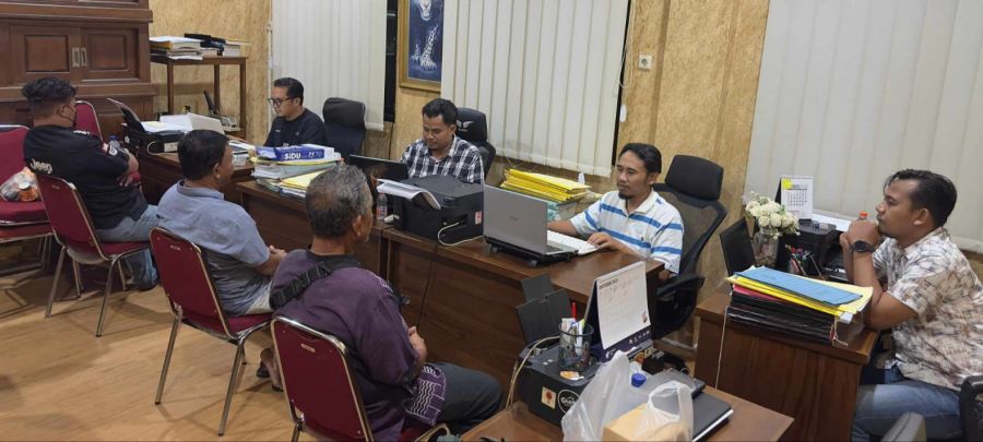 Polresta Pati Amankan Pria Bawa Sajam di Depan Posko AMPB