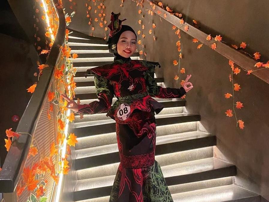 Raini Illisa Rahmadi: Bintang Cilik Jambi yang Menenun Prestasi dengan Cinta Budaya