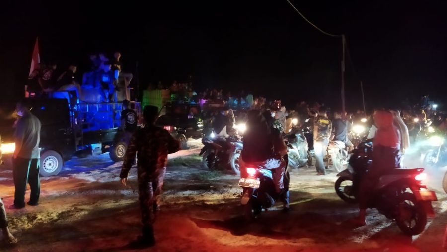 Rayakan Idul Fitri 1 Syawal  1443 H , Warga  Mingkung Jaya  Adakan Takbir Keliling