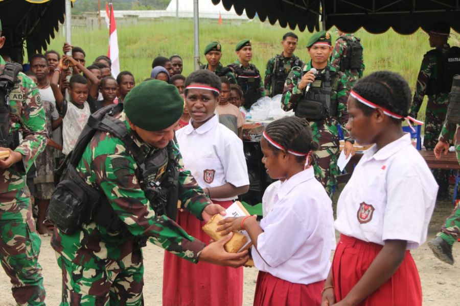 Semarak Sambut HUT ke-78 RI, 500 Pelajar di Distrik Keneyam Nduga Serbu Pos Satgas