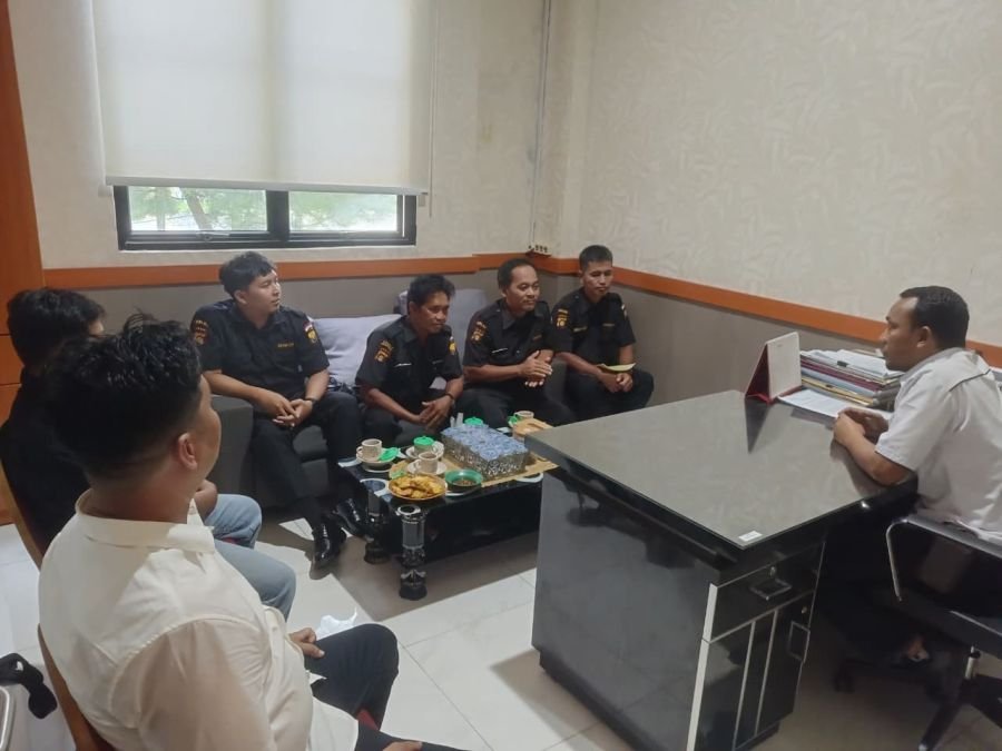 SENKOM DAN POLRES BAHAS PROGRAM QR 33