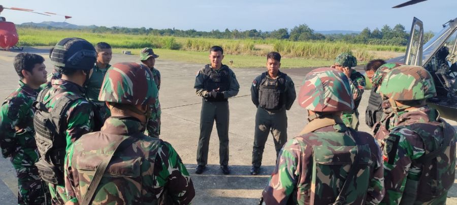 Siap Kembalikan Keamanan dan Kondusifitas dengan Binter, Pasukan Yonif 756/WMS Berangkat ke Kwirok