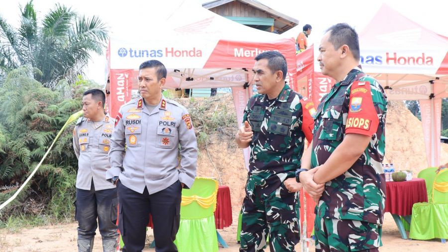 Sinergitas TNI-Polri, Kapolda Jambi dan Danrem 042 Gapu Lakukan Pemantauan Pos Karhutla Batang Asam