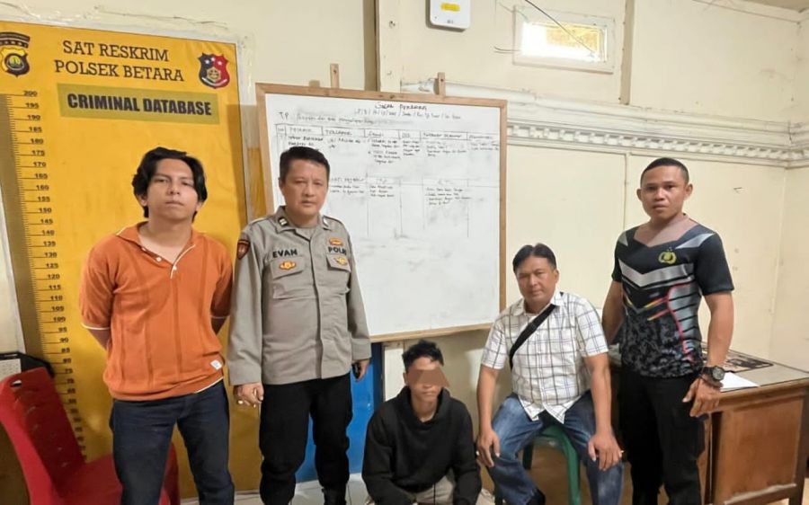 Tiga Pelaku Bobol Konter HP Galery Cell Betara, Uang dan 13 Unit Vivo Raib, Satu Pelaku Ditangkap