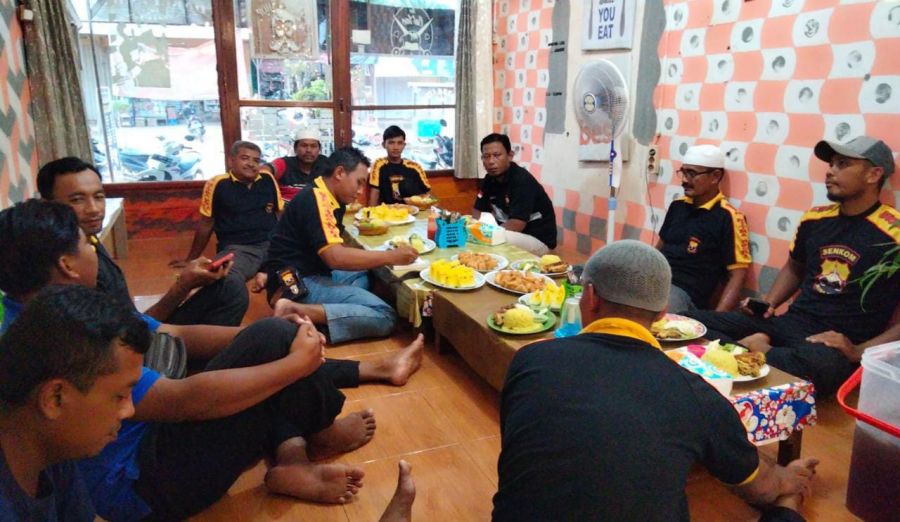 Tingkatkan Keakraban, Senkom Sungai Gelam Adakan Buka Bersama