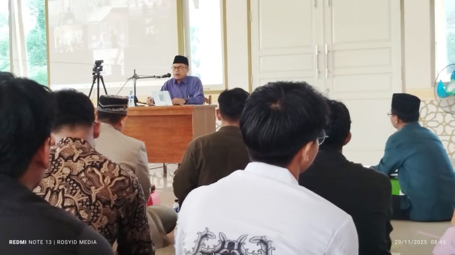 Ustadz H. Nurhamid Hadi Beri Motivasi Mubaligh dan Mubalighoh LDII di Masjid Al Hikmah Muaro Jambi