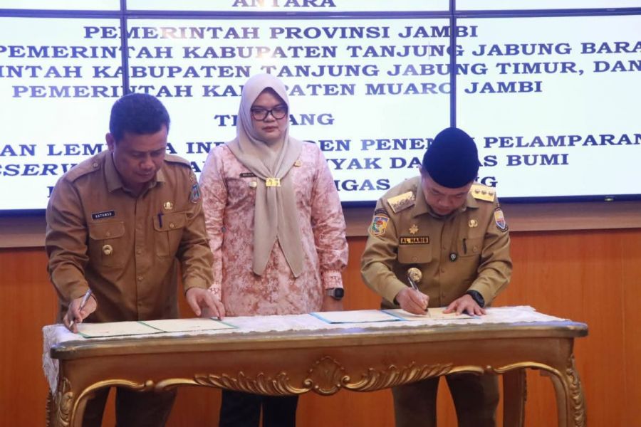 Wabup Katamso Teken Komitmen Percepatan Lembaga Independen Migas WK Jabung dan Lemang