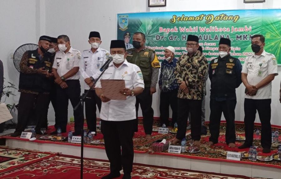 Wawako Jambi Maulana Hadiri Perpisahan Purna Tugas Lurah Simpang III Sipin dan Lantik Ketua RT