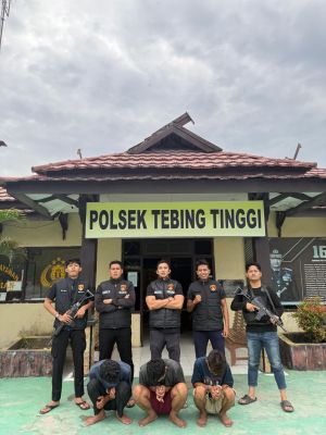 kapolsek-tebing-tinggi-pimpin-penggerebekan-tiga-pencuri-motor-diciduk